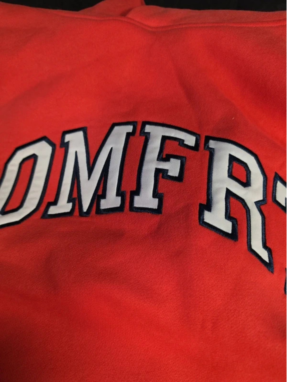 Comfrt varsity - Picture 2 of 3